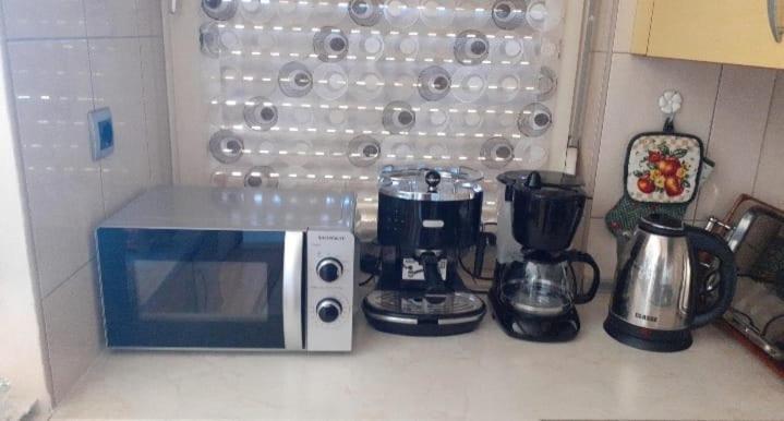 Spacious 80M2 Apartment In The Center يوبوسكي المظهر الخارجي الصورة